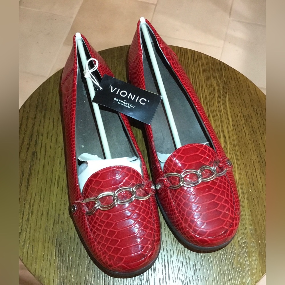 Vionic Alda Womens Size 10 Wide Red Snakeskin Embossed Slip-on Shoes